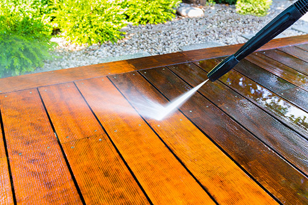 Powerwashing wood deck